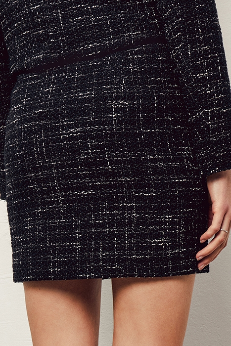 BLACK & WHITE TWEED SHORT SKIRT, BUTTONS ON FRONT 2