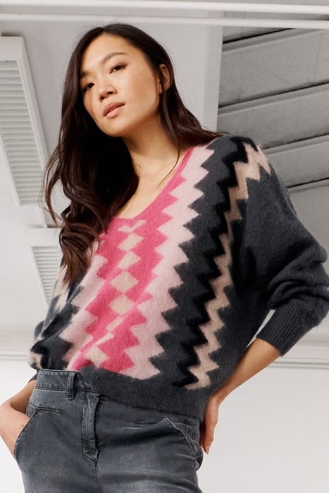 V-PULLOVER MIT 70´S-PRINT MULTI 4