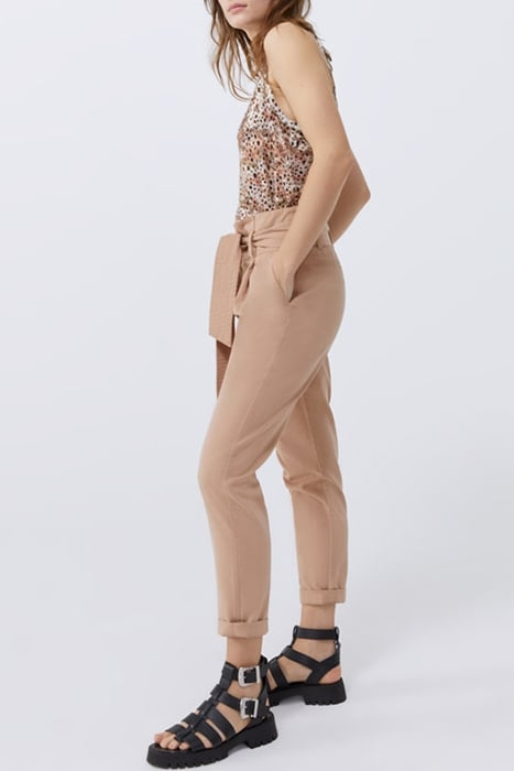 DESERT BELTED HIGH-WAIST CIGARETTE TROUSERS 5