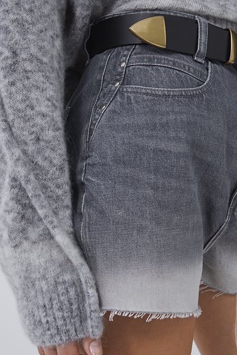 JOAN SHORT IN GREY LUNAR 5