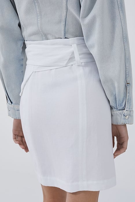 LODI MINI SKIRT IN WHITE 2