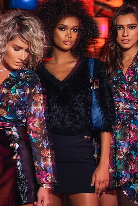 VINCE FLOWER BLOUSE EXTRA NAVY 4