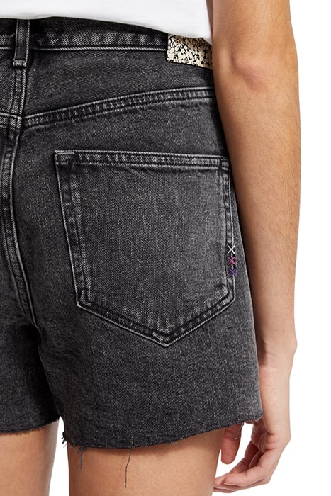 THE RAY 5 POCKET LOW RISE DENIM SHORT - WASHED BLACK WASHED 6