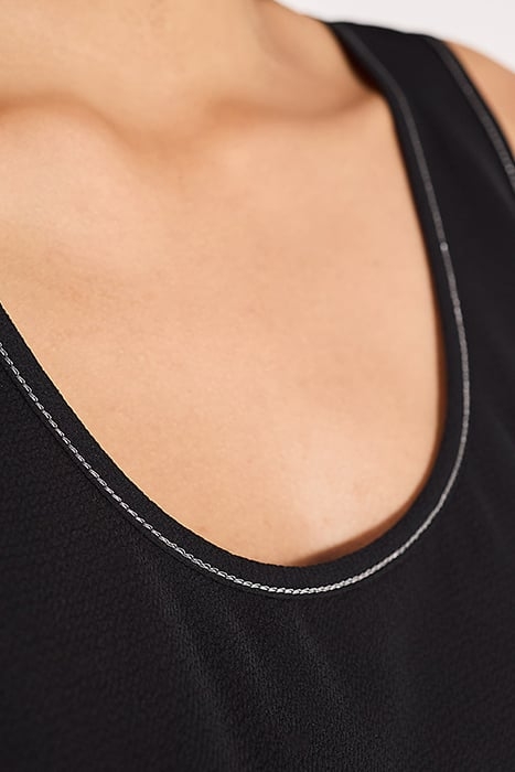 BLACK CRÊPE TOP, METALLIC COLLAR 4