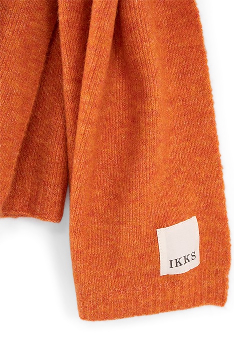 ORANGE KNIT BEANIE AND SCARF SET 5