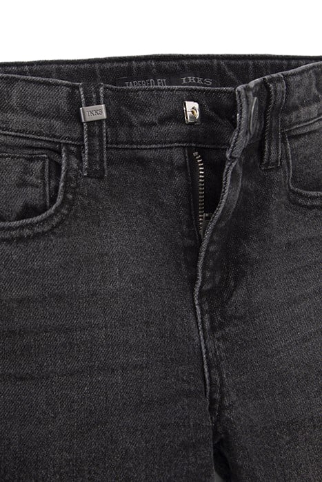 BOYS’ GREY EMBROIDERED AND DISTRESSED KNEE TAPERED JEANS 3