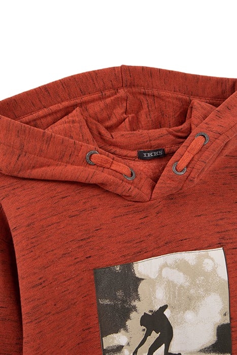 BOYS’ DARK RED MARL HOODIE WITH SKATEBOARDER IMAGE 3