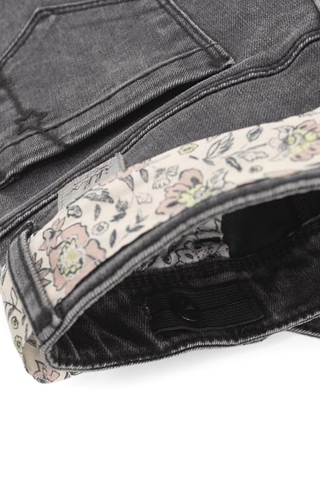 GIRLS’ GREY SKINNY JEANS WITH SCARF BELT 5