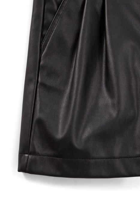 GIRLS’ BLACK ROCK VIBE SHORTS 6