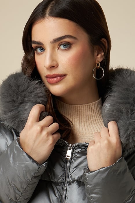 Down jacket with faux fur collar 4