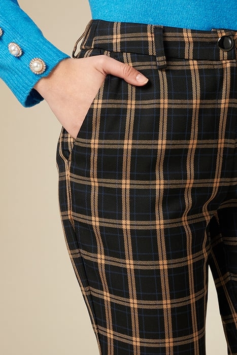 CHEQUERED STOVEPIPE TROUSERS BLACK 4