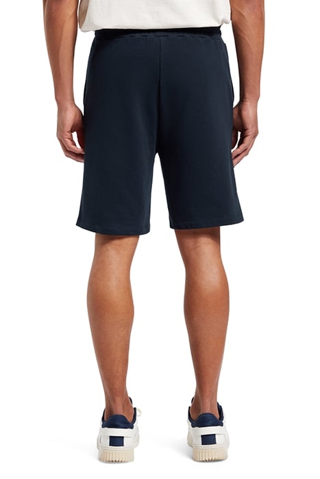 ESSENTIAL LOGO BADGE SWEAT SHO NIGHT 2