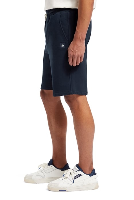 ESSENTIAL LOGO BADGE SWEAT SHO NIGHT 6