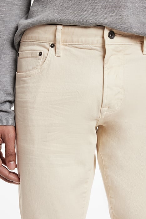 J704 - TAPER FIT WHITE 3