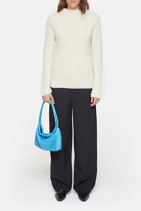 TURTLENECK LONG SLEEVE IVORY 3