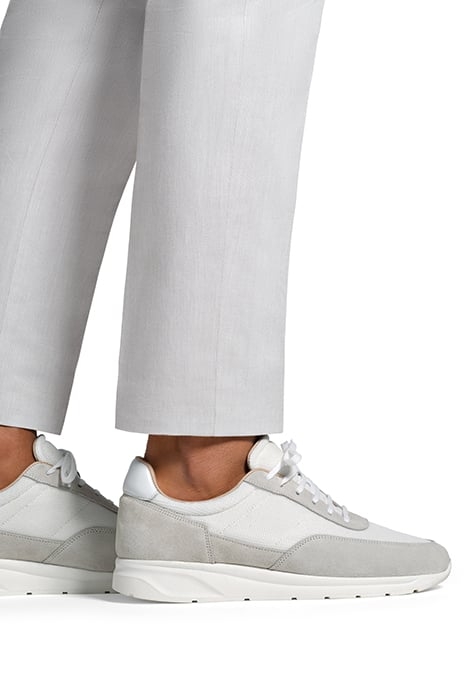 GREY RUNNER SNEAKER 3