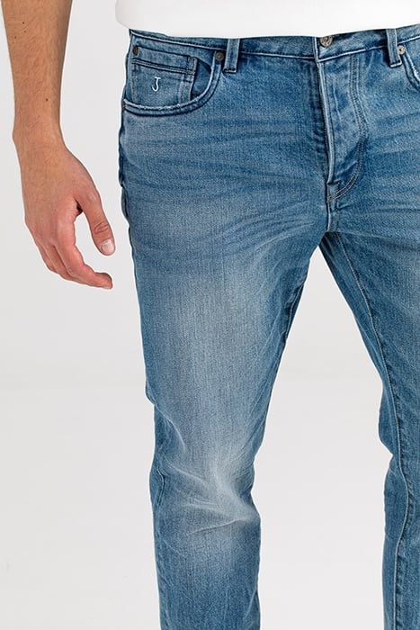 SACRAMENTO SLIM LT. AGED LT AGE 5