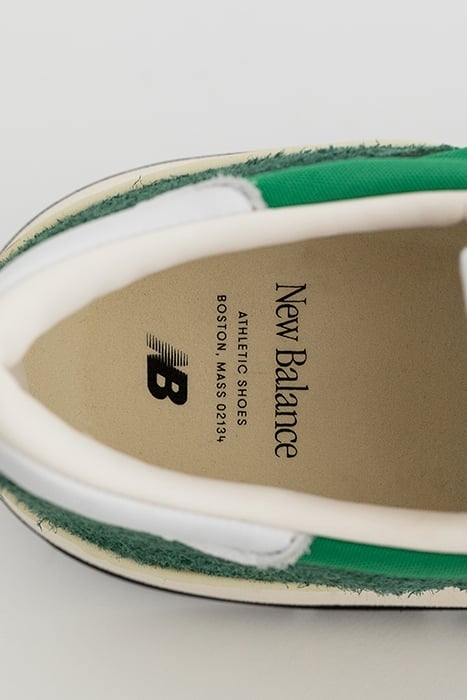 M990GG1 SNEAKERS IN GREEN 8