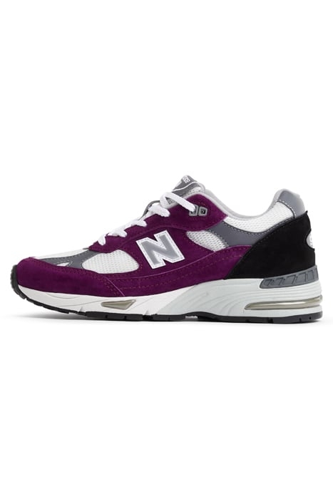 W991PUK SNEAKERS IN GRAPE JUICE 5