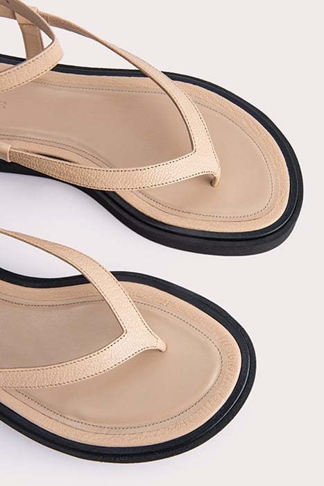 CECE SAND GRAINED LEATHER SAND 4