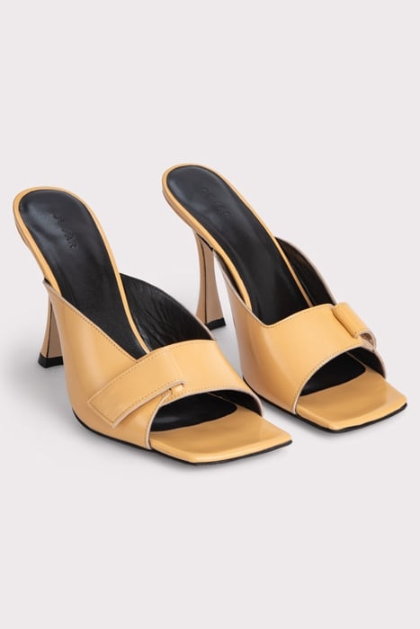 OLIVIA BISCUIT SEMI PATENT LEATHER BISCUIT 3