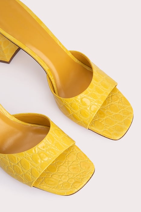 MICHELE DUCKLING CIRCULAR CROCO EMBOSSED LEATHER DUCKLING 4