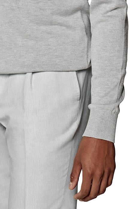 LIGHT GREY HALF ZIP 6