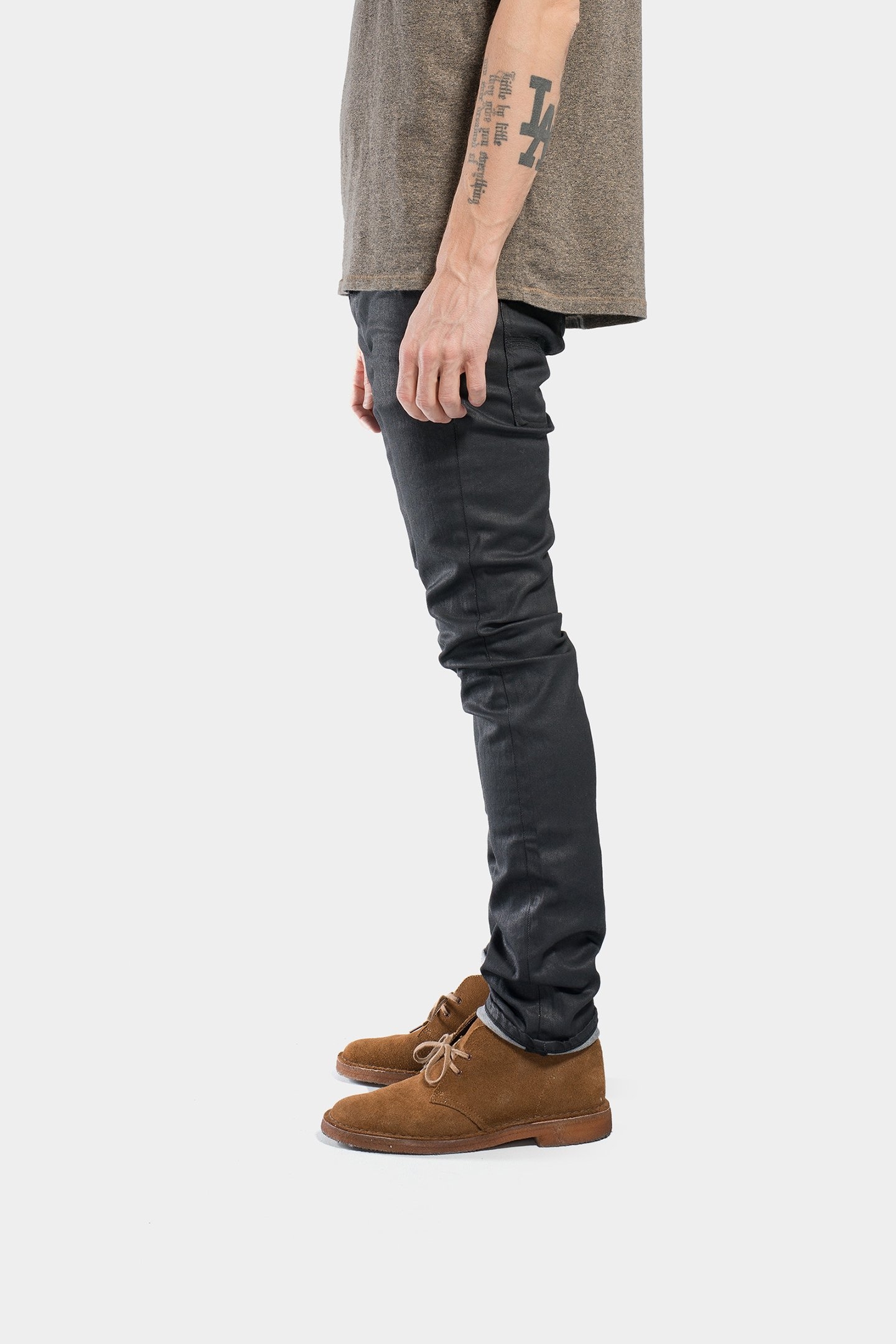 THIN FINN BACK 2 BLACK BLACK 2