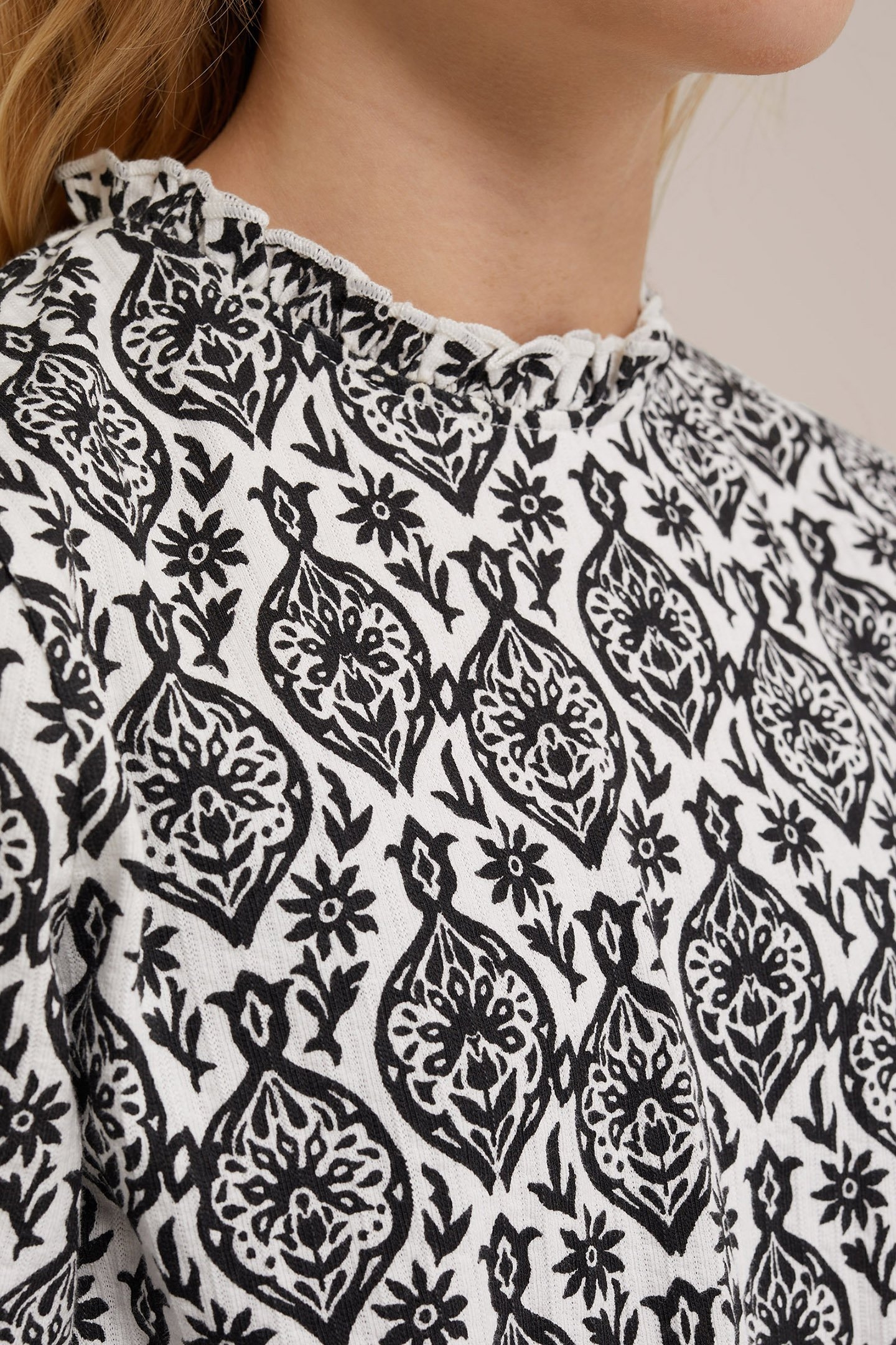 DRESS MID LENGTH WHITE 5