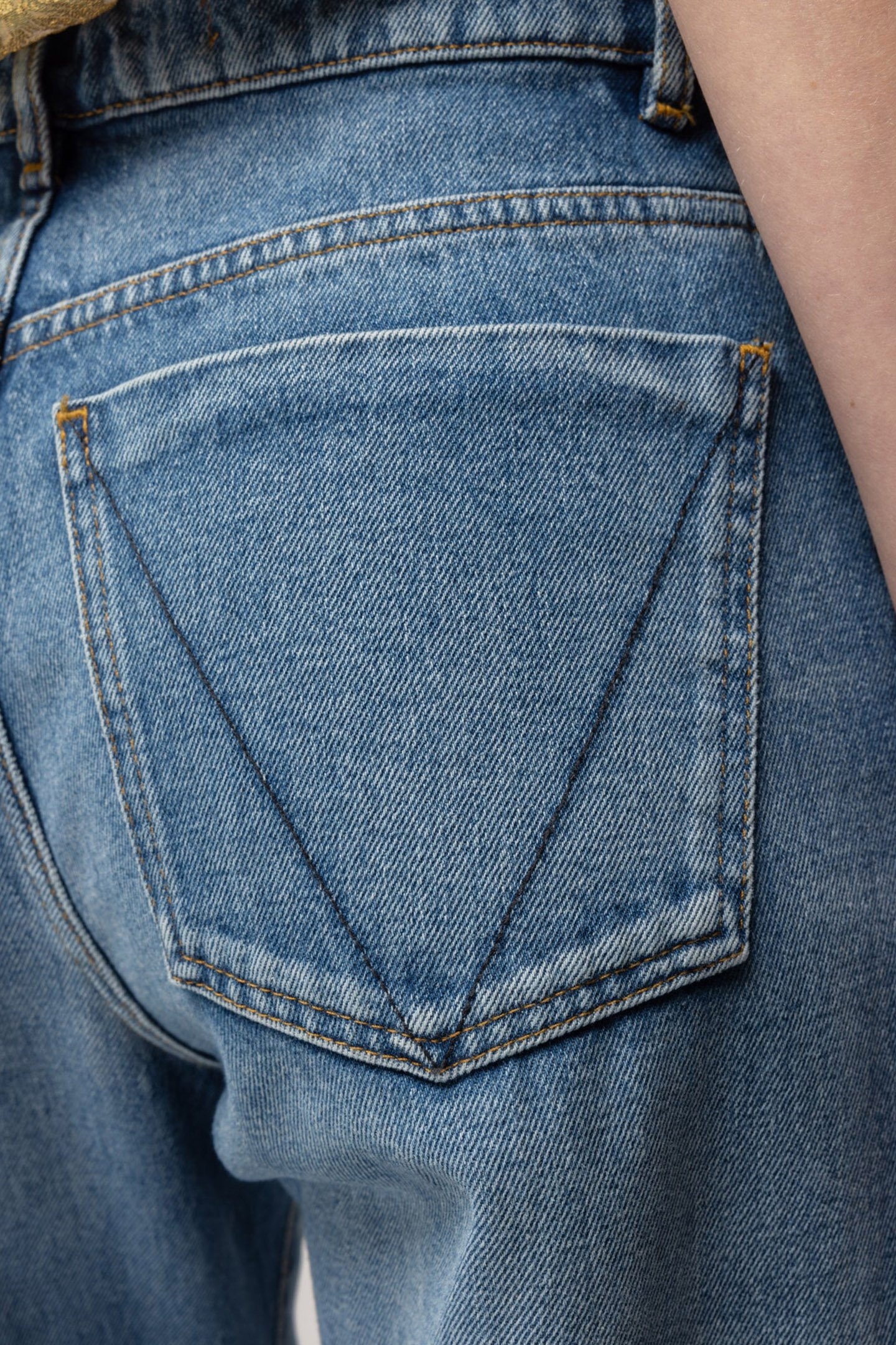 DENIM STRAIGHT JEANS AUTHENTIC 5