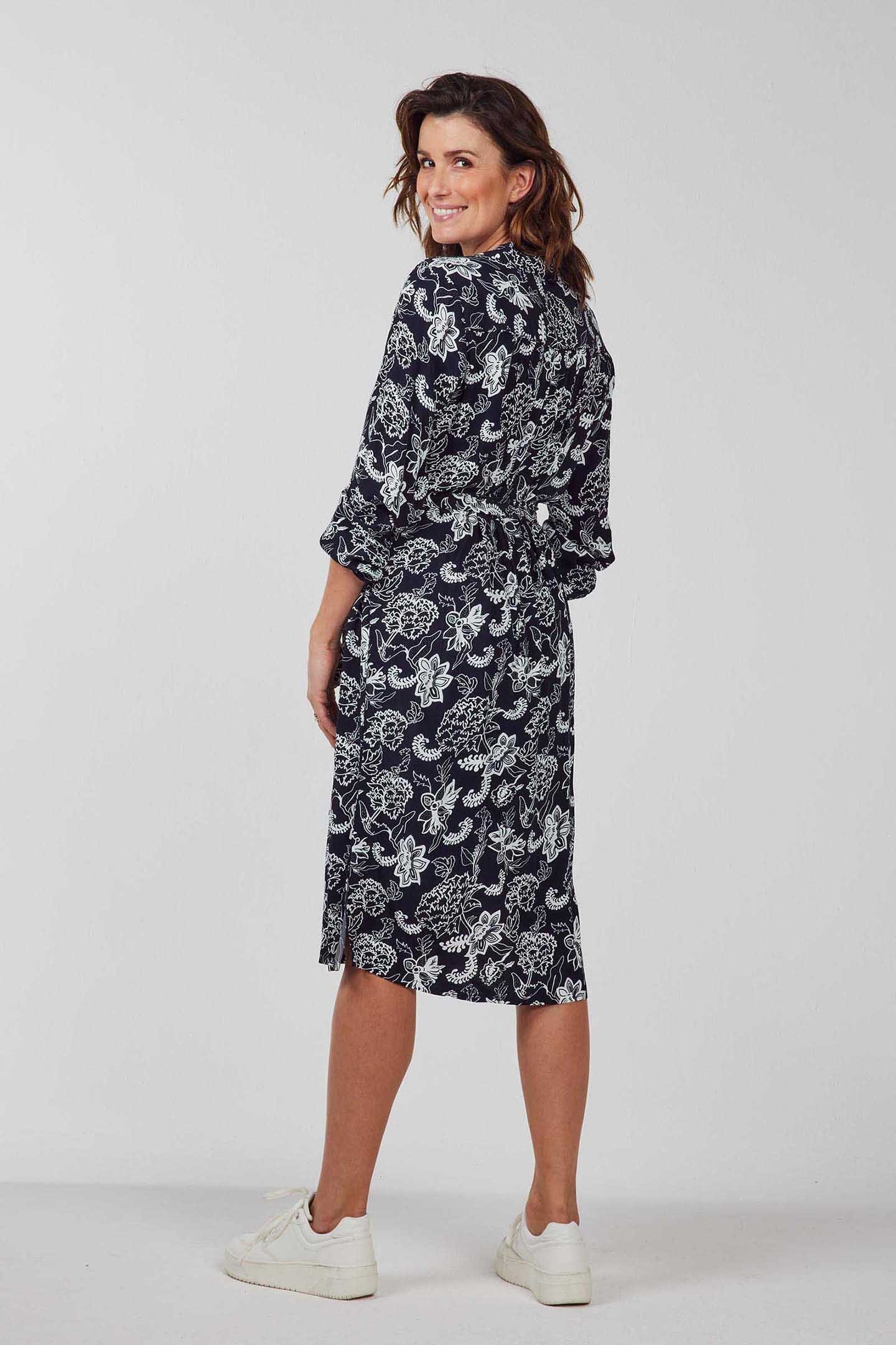 LONGER TUNIC PRECIOUS, 3/4 SLEEVE DARKBLUE WITH WHITE SENNA 2