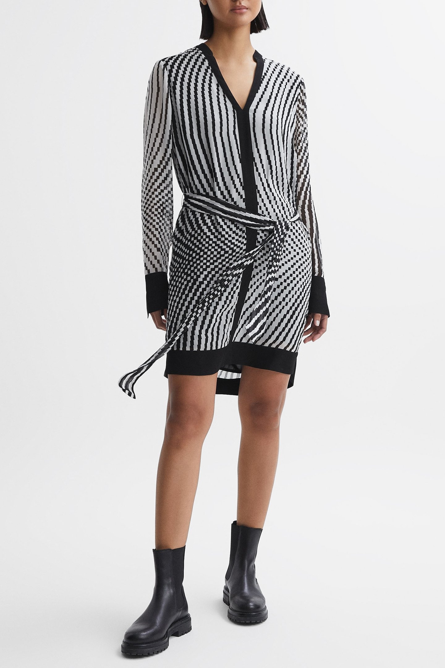 CHECK FLIPPY BLACK/WHITE 2