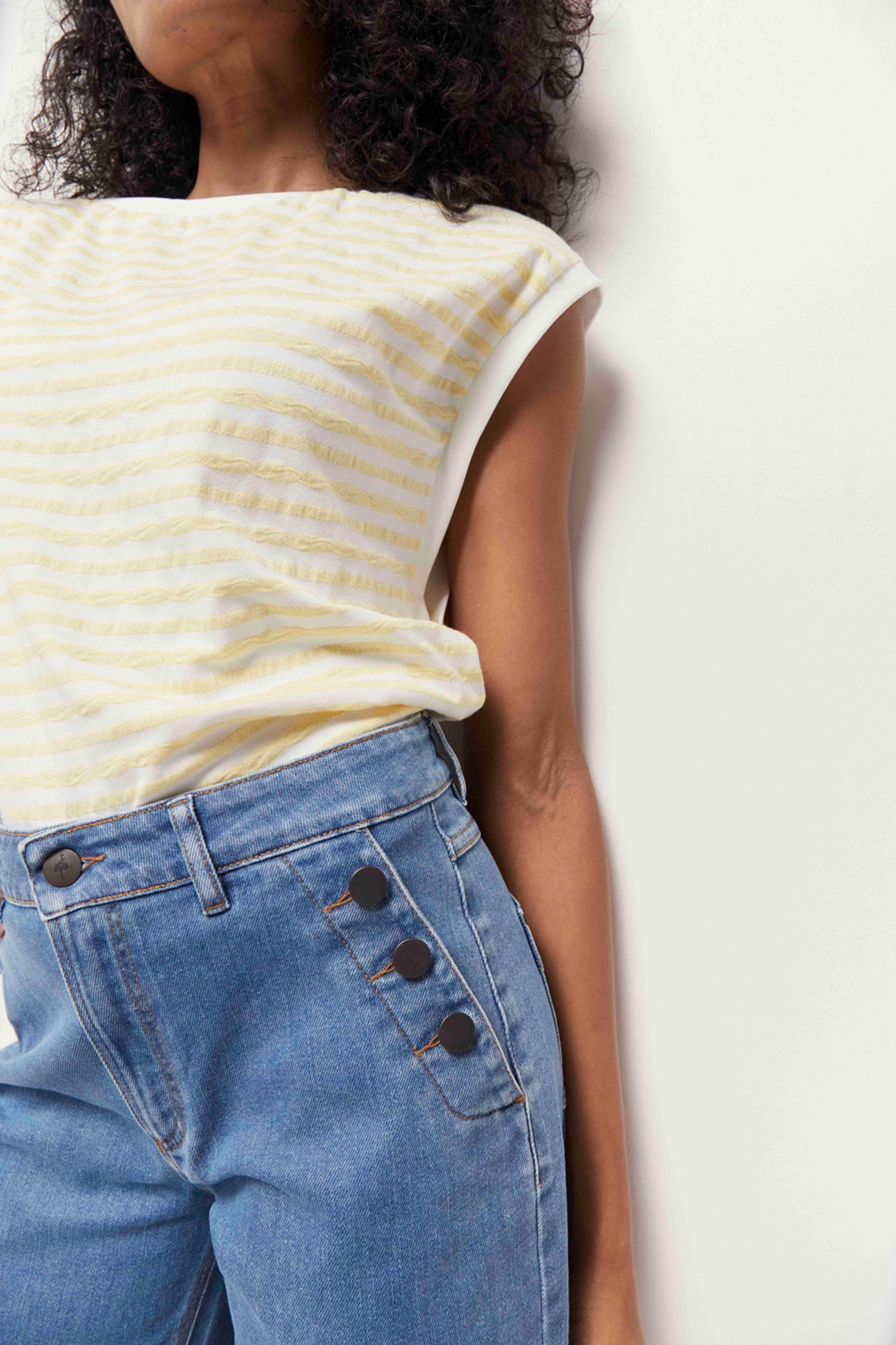 MARCIA - ECRU JACQUARD T-SHIRT WITH YELLOW STRIPE PATTERN OF 4