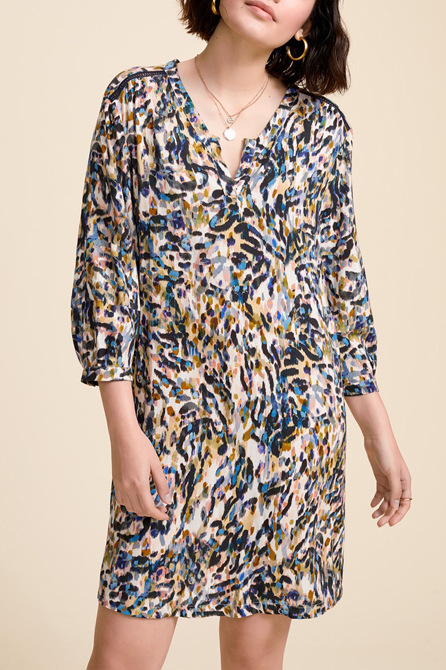 RAENI _ FAUVIST CAMO PRINT DRESS IN ECRU OFF-WHITE 1