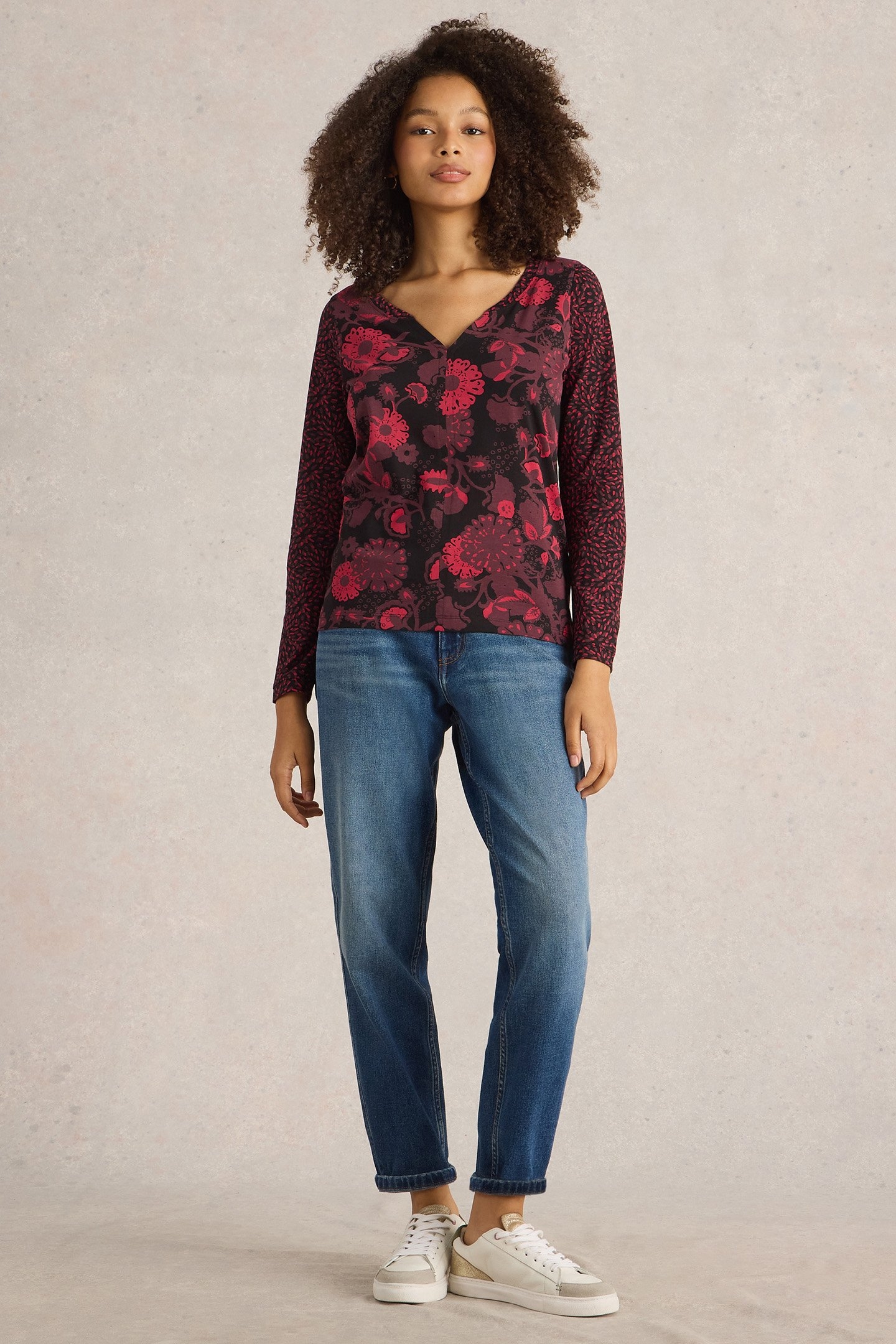 NELLY LS TEE BLACK MULTI 3