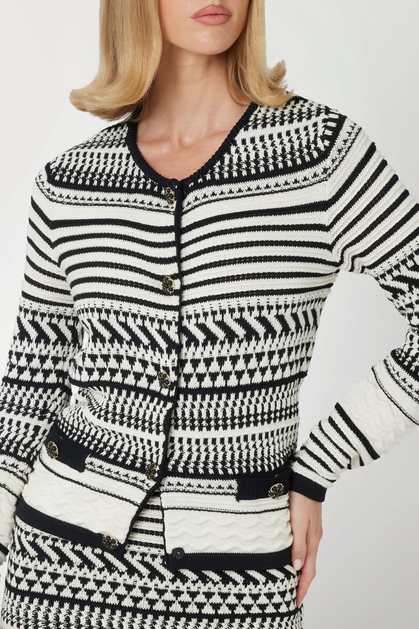 ARIANNA STITCHED CAR EGGSHELL AND BLACK 6