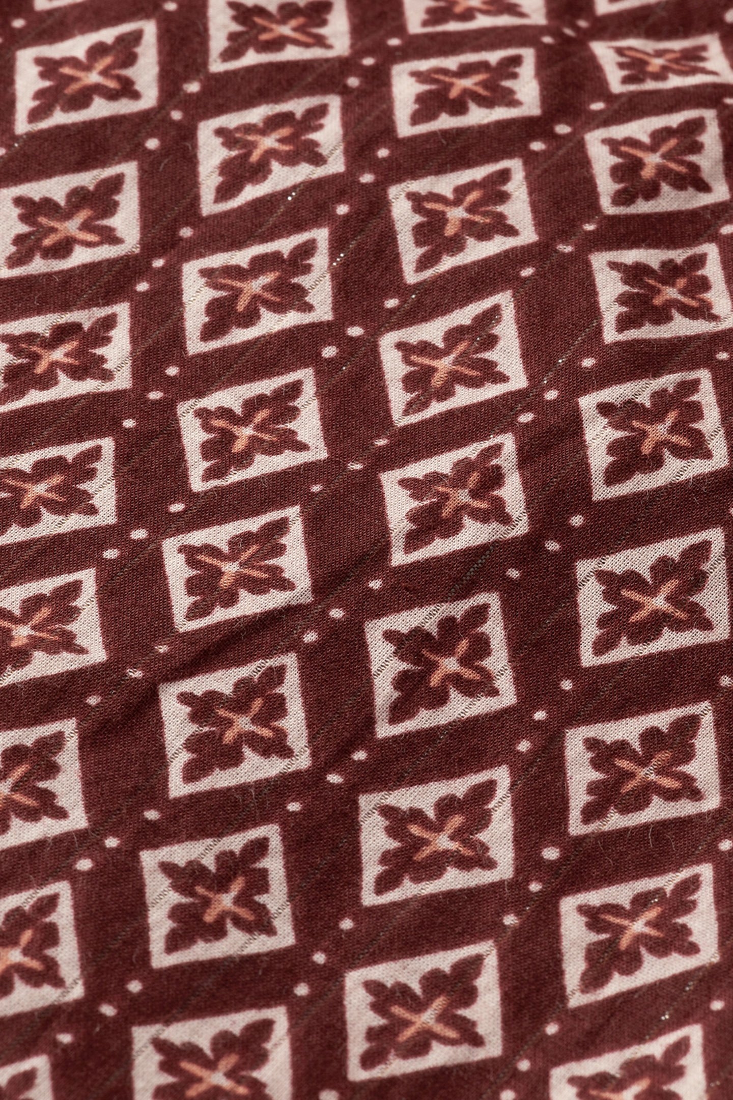 SS SHIRT LUREX PRINT GEO FLOWER BORDEAUX 8