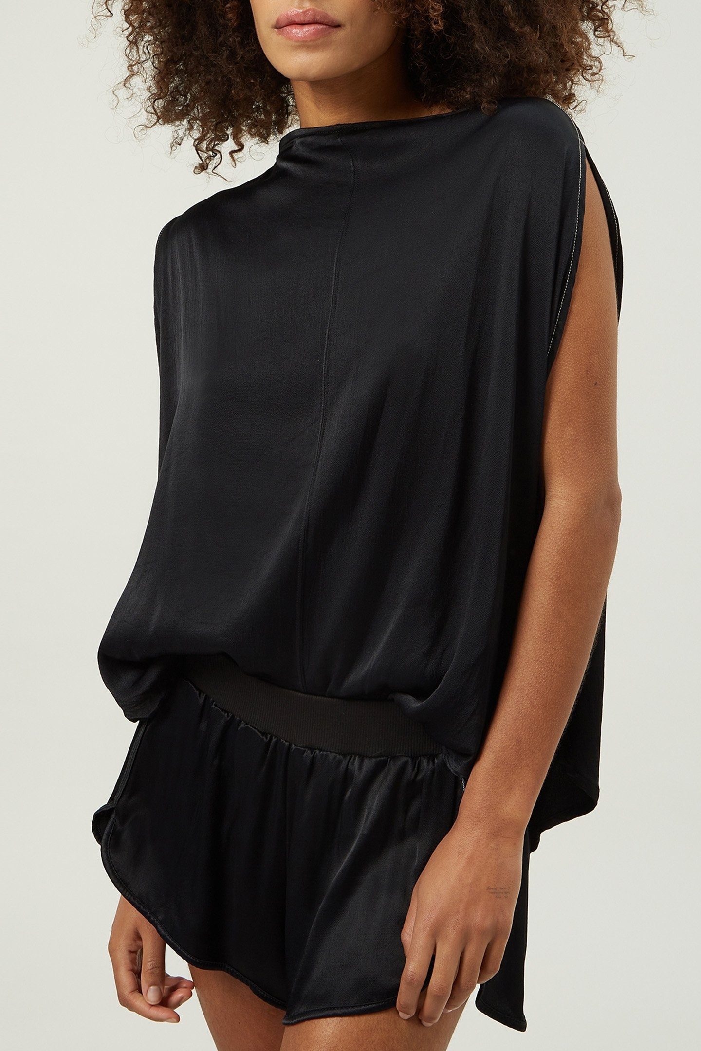 SATIN SHORTS BLACK 5