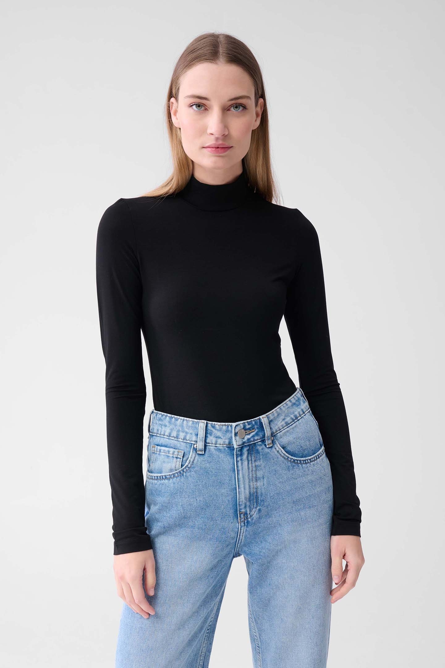 LA-SBBAMBOO TURTLE NECK BLACK 1