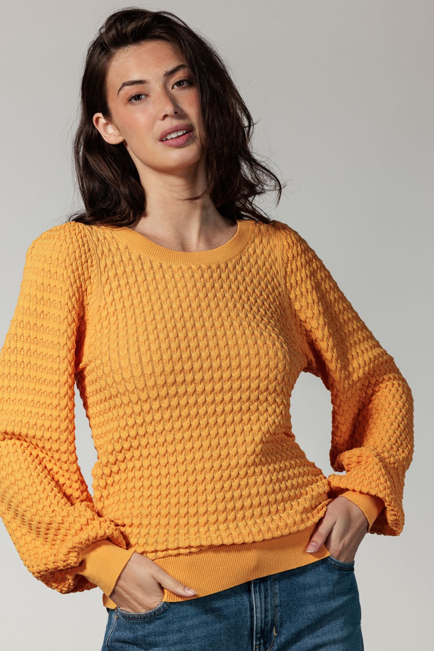 JUMPER STRUCTURE OCHRE 2