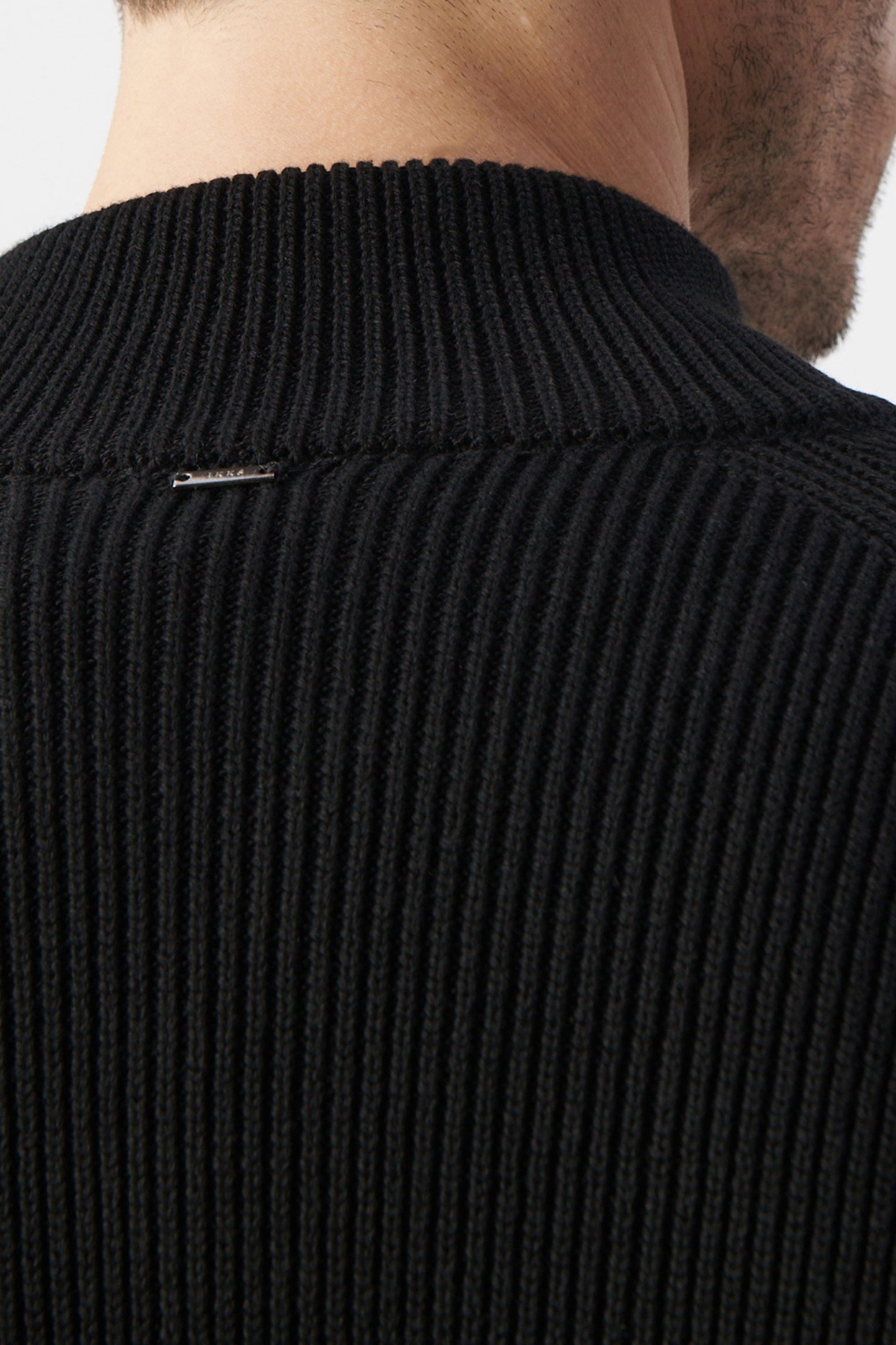 BLACK TRUCKER-NECK KNIT SWEATER 6