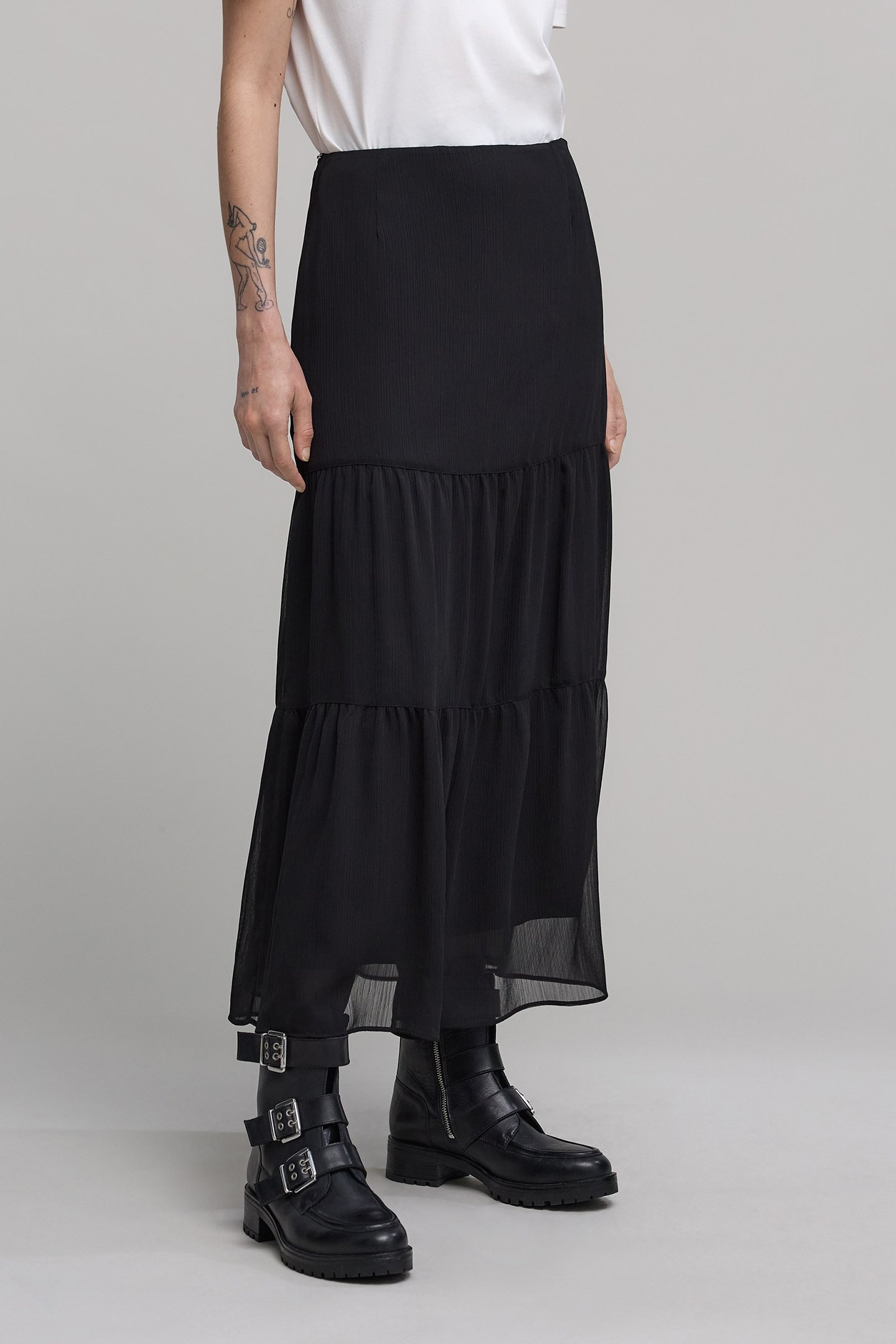 LONG BLACK CREPE VEIL SKIRT 7