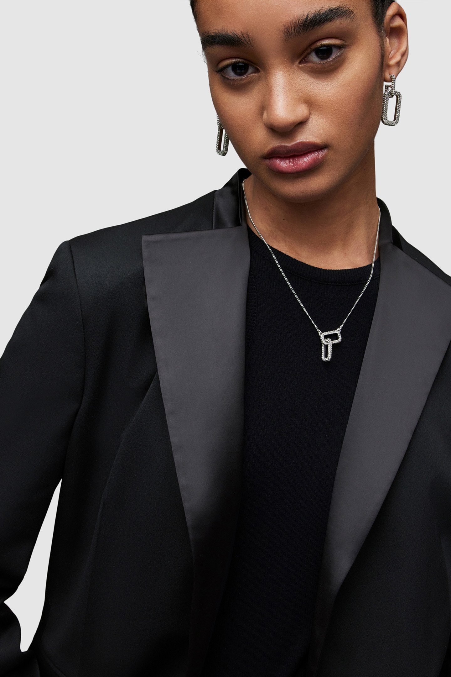 SOFIA SATIN BLAZER BLACK 5