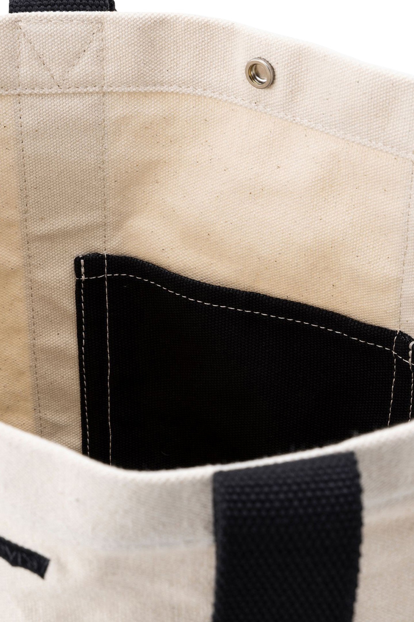 LEVI'S® EAST WEST TOTE BAG IN ECRU 4