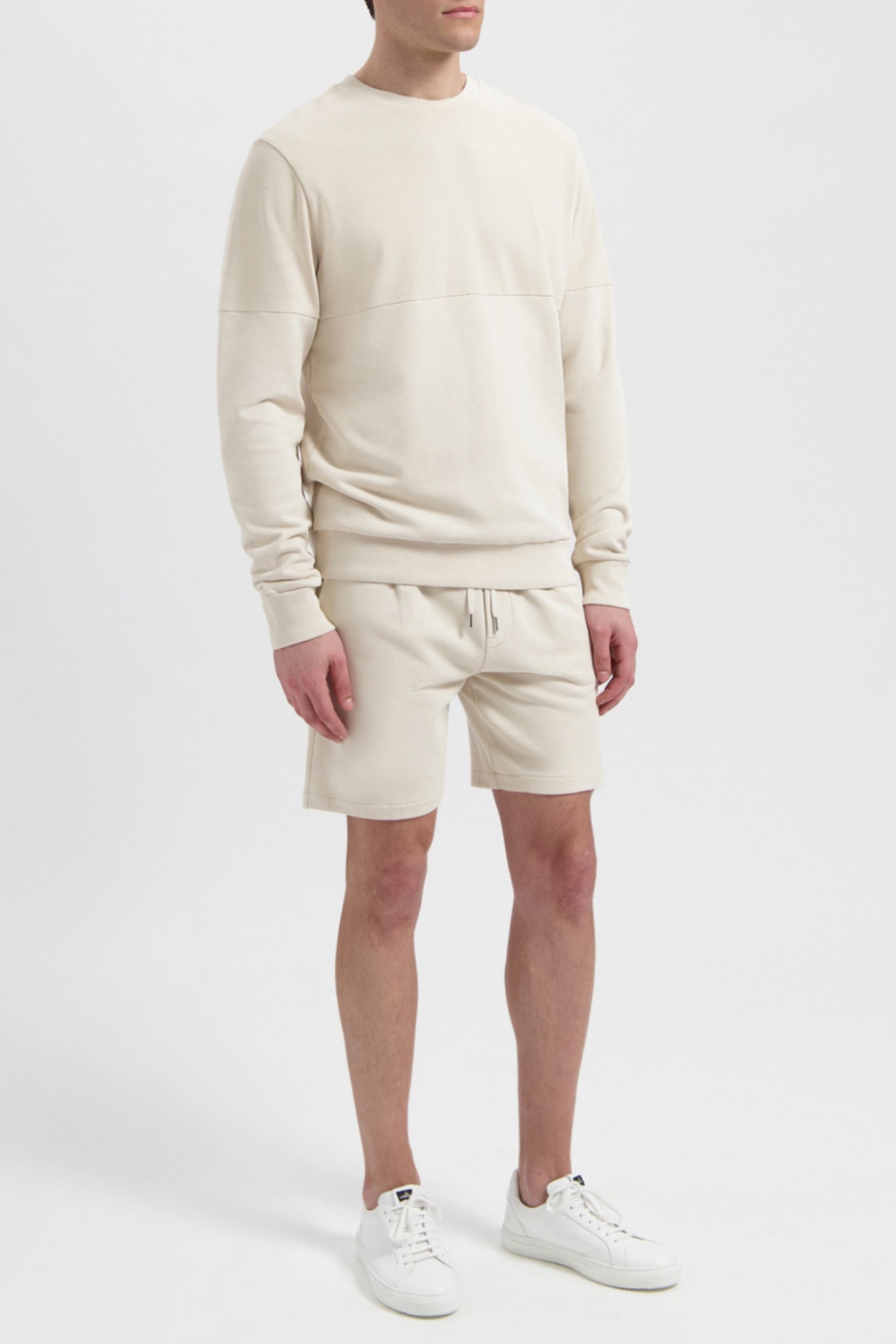 HAYDEN | JERSEY PLEATED SWEATSHORTS WHITE SAND 3