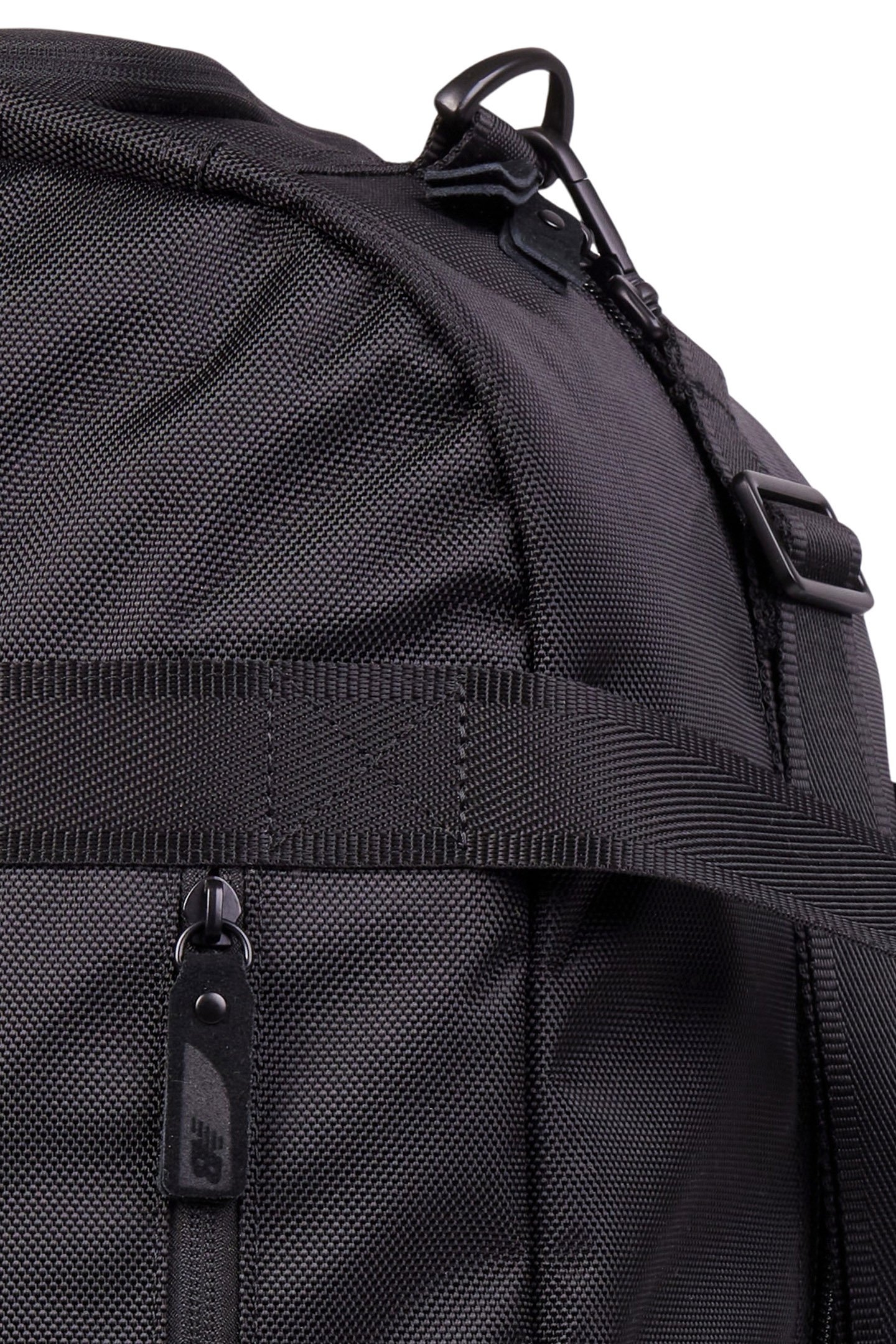 LEGACY ICON DUFFLE BAG IN BLACK 5
