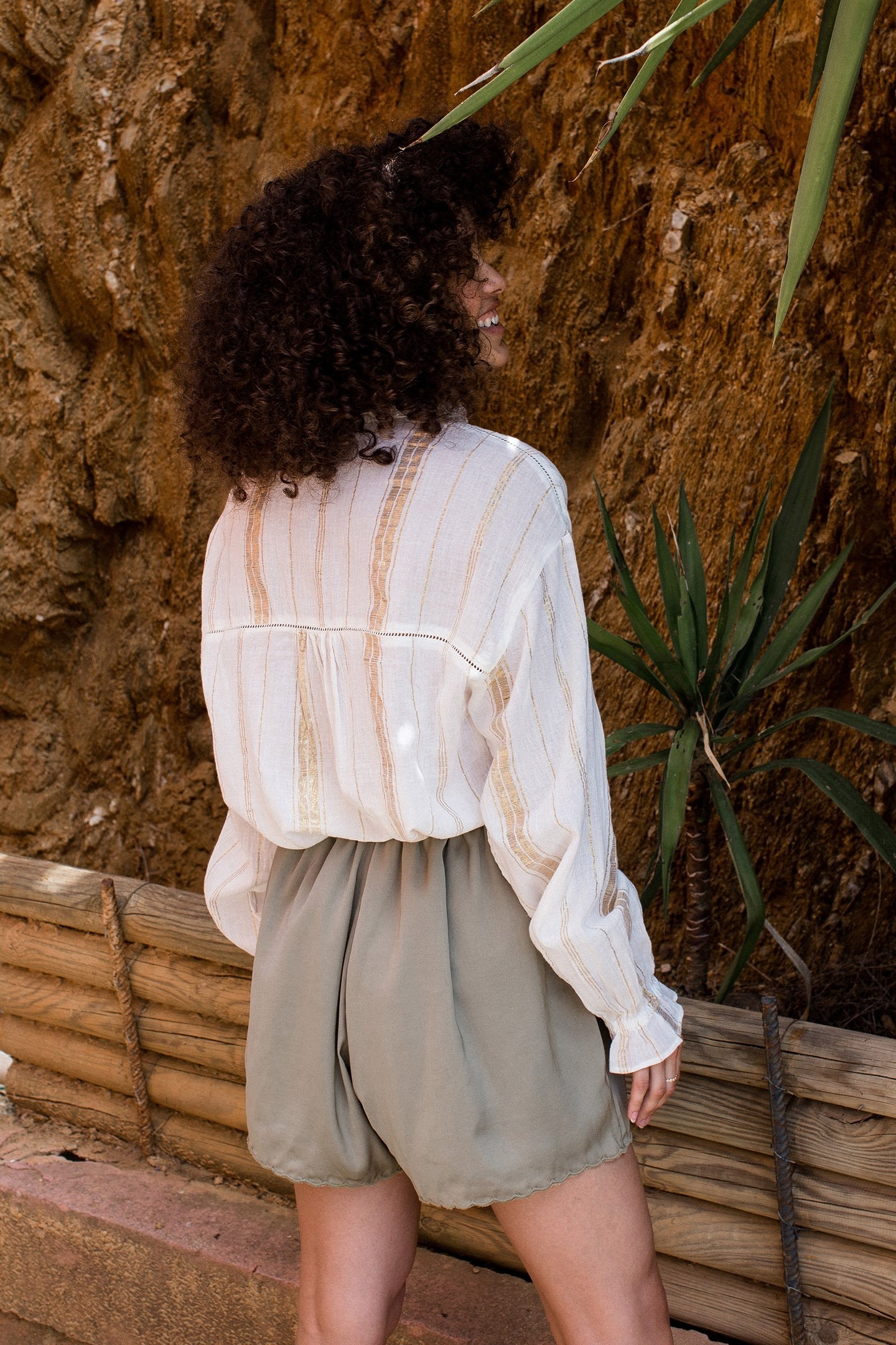 SHORTS MYRIAM KHAKI 2