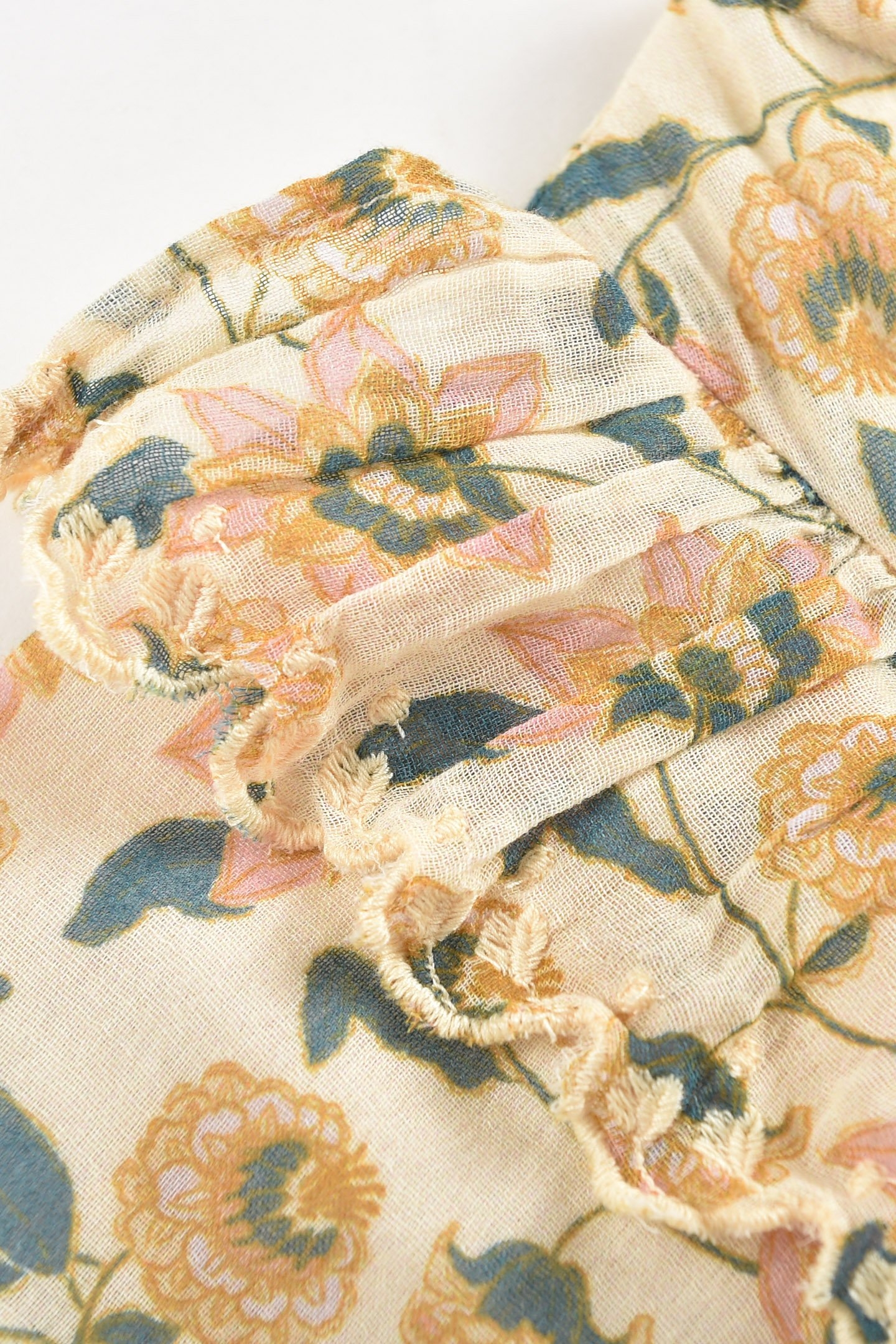 BLOUSE TUBI CREAM FLOWERS 7