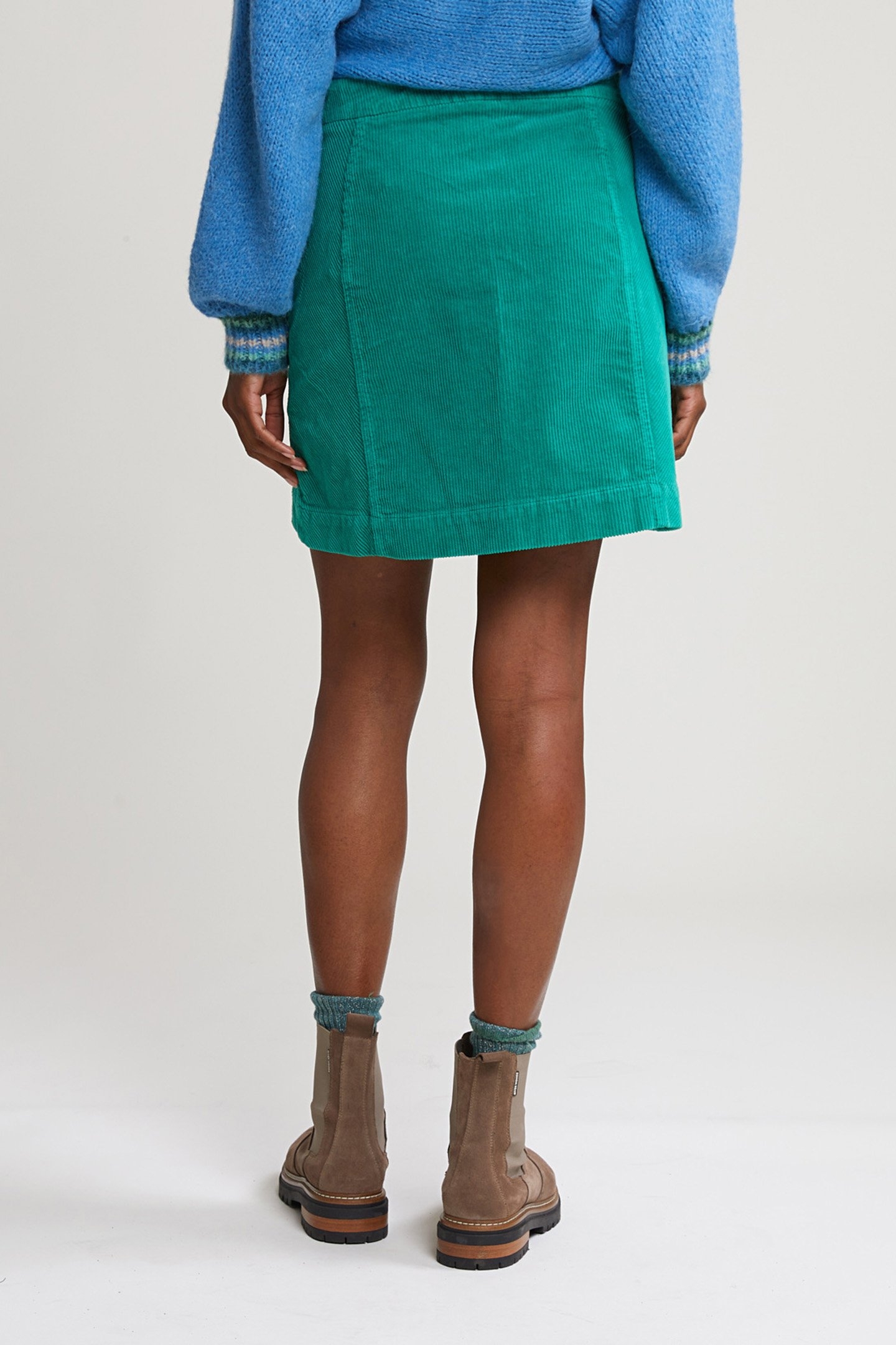 GREEN CORDUROY SHORT SKIRT 2