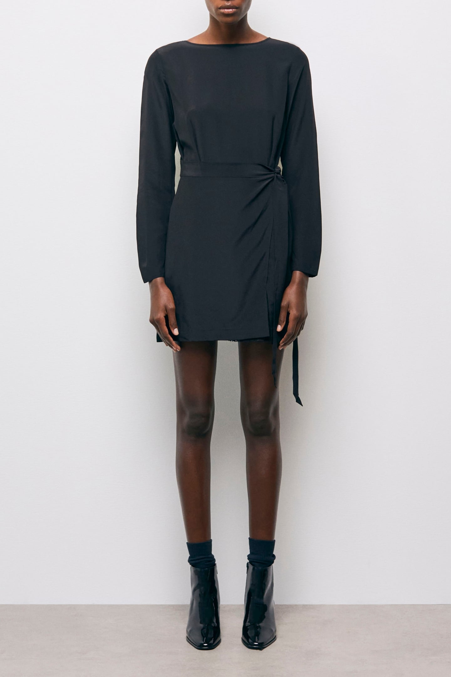 SHORT DRESS WITH LONG SLEEVES AND LACE SKIRT BLACK 1